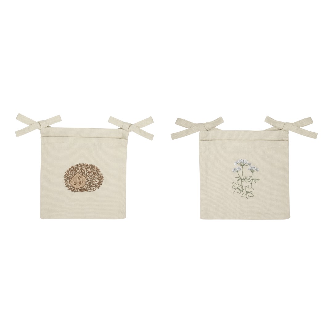 Bed Pocket - Hedgehog &amp; Ground Elder