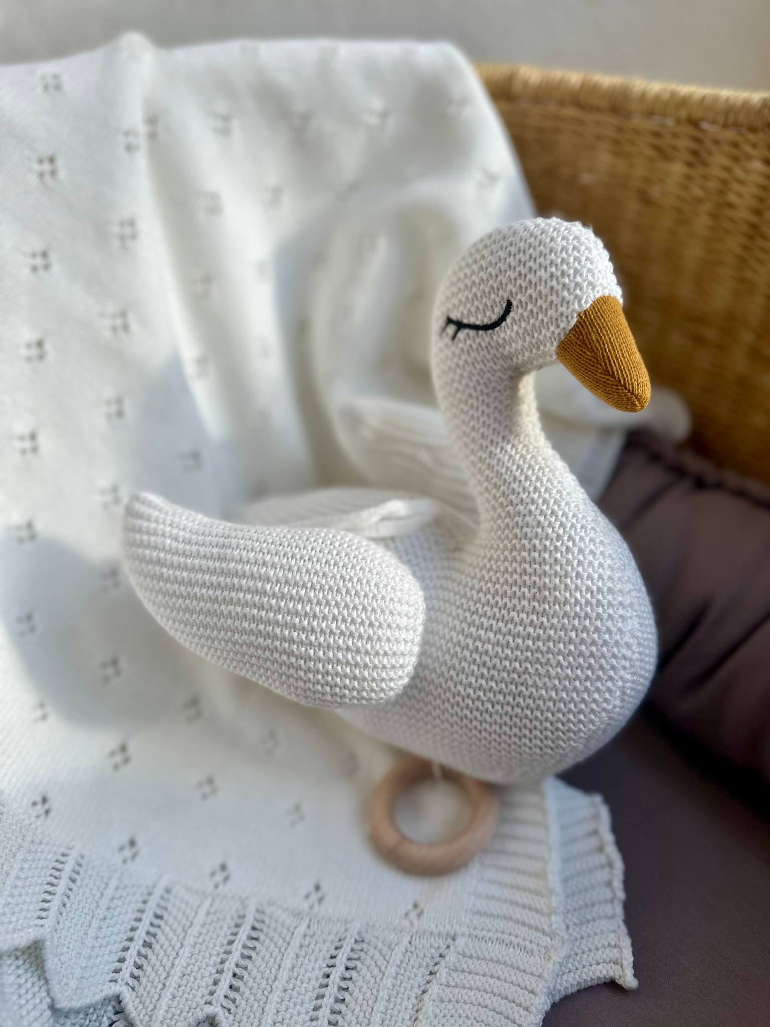 Teddy bear with music - Swan